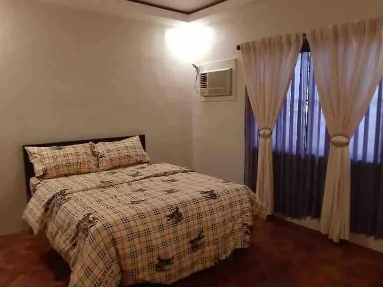 Fuji Villa Angeles